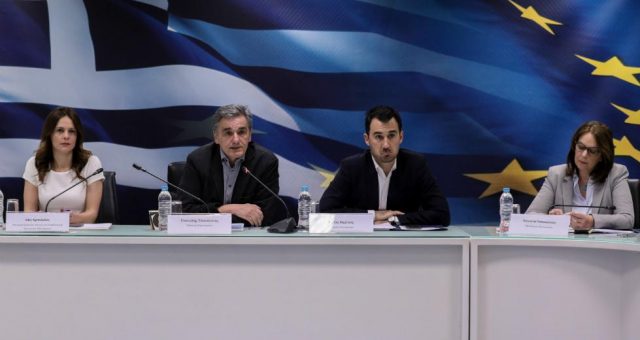 120 δόσεις: Τι θα ισχύσει για τα χρέη σε εφορία, ασφαλιστικά ταμεία και δήμους