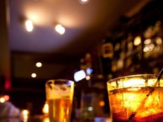 Στο Νοσοκομείο Ρεθύμνου το Σάββατο 17χρονη μετά από κατανάλωση αλκοόλ – Δύο συλλήψεις στο Ρέθυμνο για διάθεση αλκοόλ σε ανηλίκους