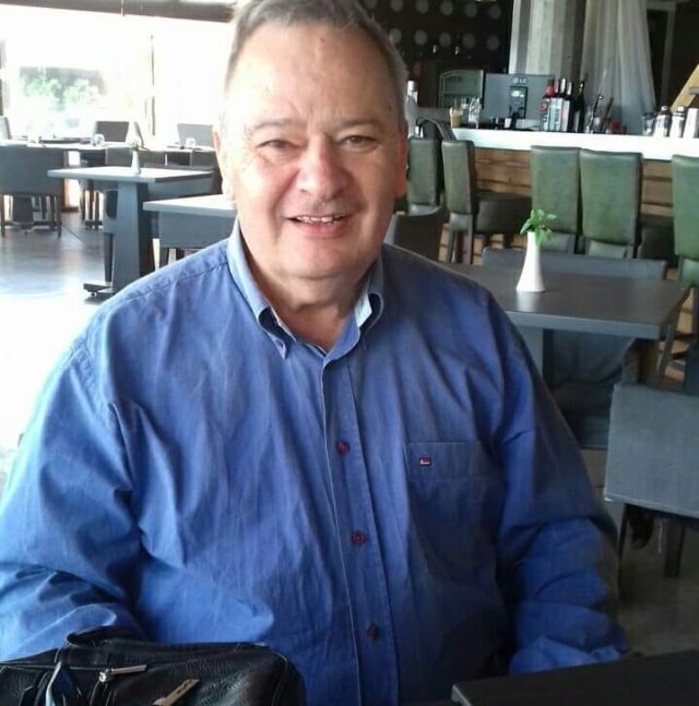 Στελιος Καπαρος