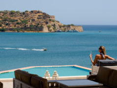 Συγκρατημένη αισιοδοξία για τον τουρισμό στην Κρήτη και το 2026