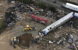 Τέμπη, μεταξύ μνήμης και αμνησίας