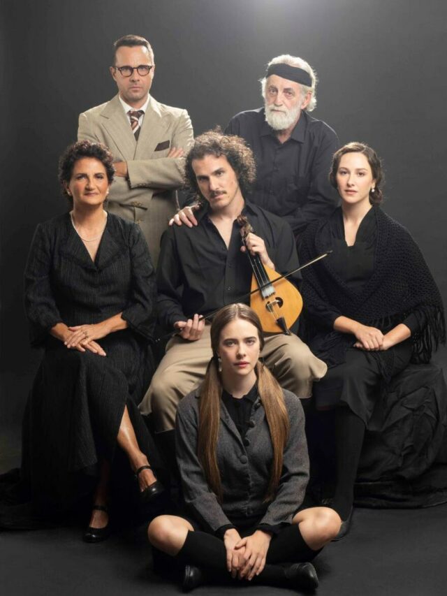 xylouris_-_parastasi_-_thiasos