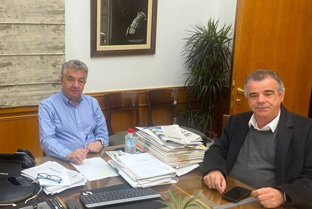 ΤΑΤΑΡΑΚΗΣ ΑΡΝΑΟΥΤΑΚΗΣ