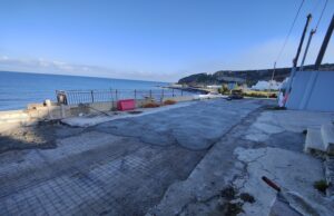 Παραδίδεται αύριο στην κυκλοφορία η δημοτική οδός προς τον Ιερό Ναό Αγίου Νικολάου και το Αλιευτικό Καταφύγιο της Σκαλέτας