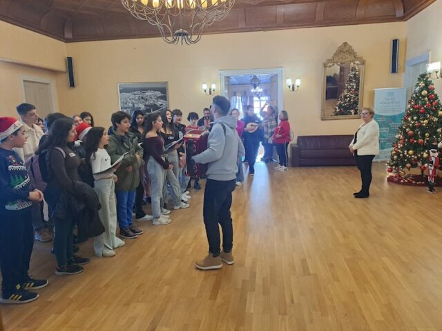 ΠΕΙΡΑΜΑΤΙΚΟ ΓΥΜΝΑΣΙΟ ΡΕΘΥΜΝΟΥ