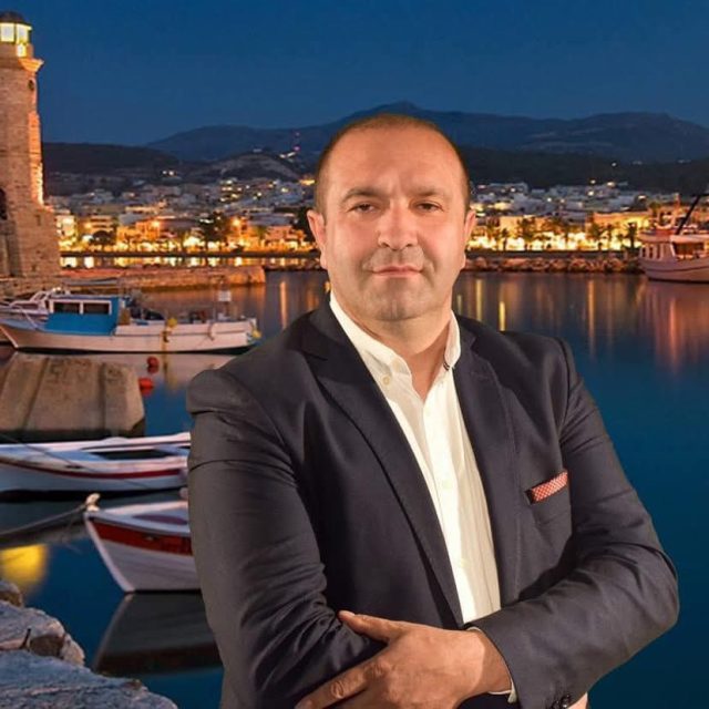 Μιχάλης Σαρρής