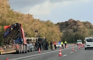 Ανατροπή νταλίκας στον ΒΟΑΚ – Κυκλοφοριακή αναστάτωση στο ύψος της Αγίας Πελαγίας