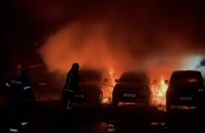 Πυρκαγιά σε χώρο ενοικιαζόμενων αυτοκινήτων στο Ηράκλειο – Σοβαρές ζημιές σε 18 οχήματα