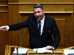 Ανδρουλάκης: «ΕΥΠ και Predator πήγαιναν χέρι χέρι» – Μητσοτάκης: Ούτε λέξη για τα σκάνδαλα, αιχμές για την Ευρωπαϊκή Εισαγγελία